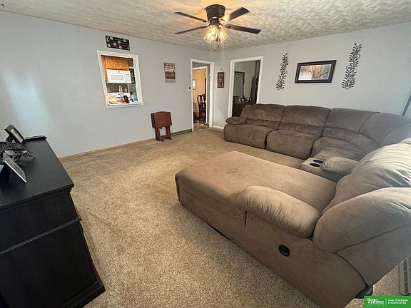3rd image of 511 N 12th St