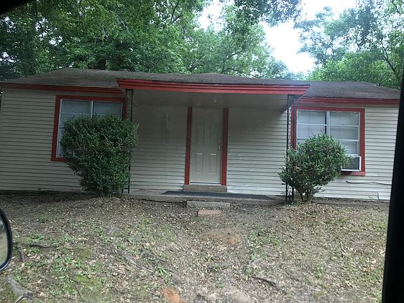 3rd image of 222 Muckleroy St