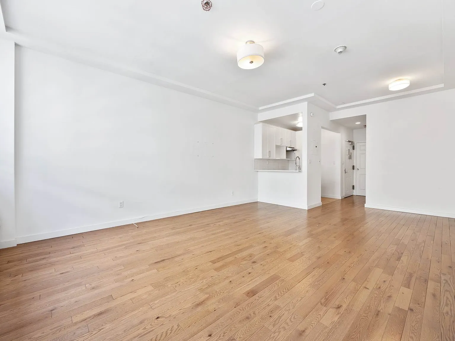 106 Fulton Street — Photo 4