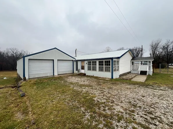 2201 County Road 1245, Moberly, MO 65270