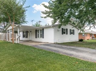 650 W Green St, Scottsburg, IN 47170