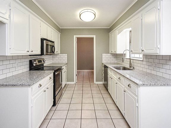 2nd image of 3715 Teri Lynn Dr