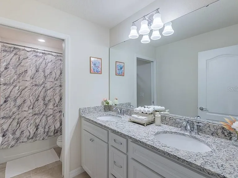 7215 Oakmoss Loop — Photo 23