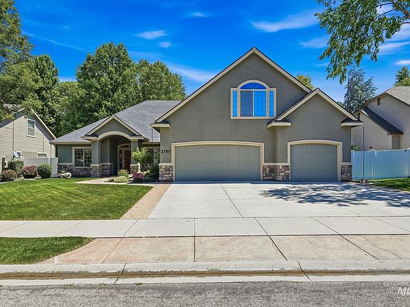 2nd image of 2750 S Bear Claw Way