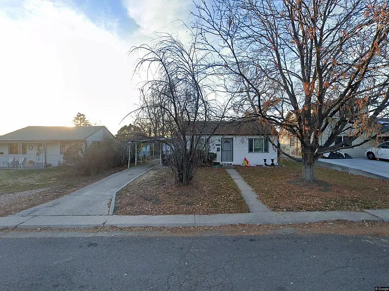 1825 S Yuma St — Photo 3