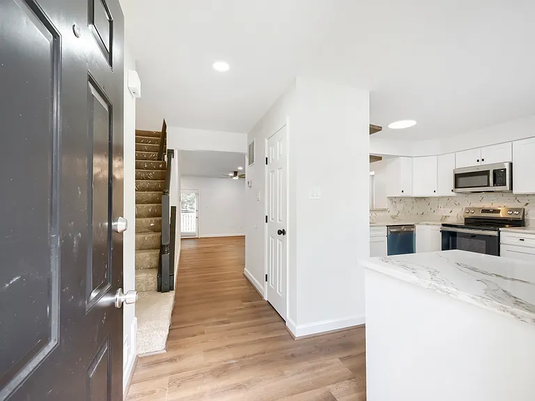 8573 Black Star Cir — Photo 2
