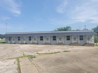1104 W Broadway St APT 6, Webb City, MO 64870