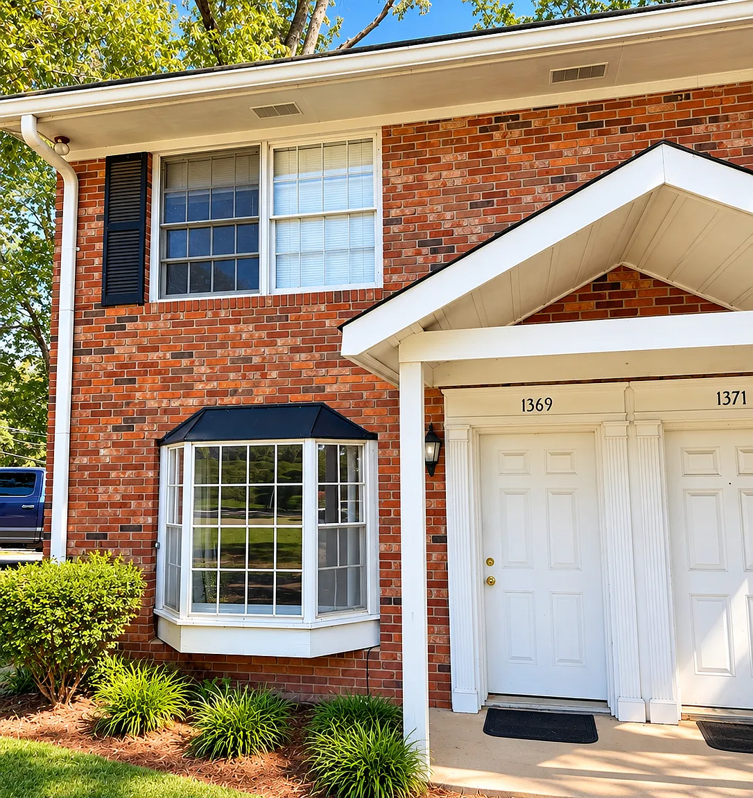 2 bed, 1.5 bath, 1500 sqft, $1,000 — Photo 1