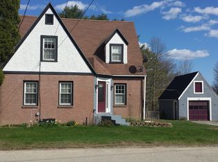 75 Gagne St, Lewiston, ME 04240