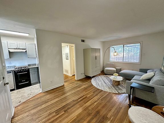4th image of 794 Dixie Ave NE #798-15