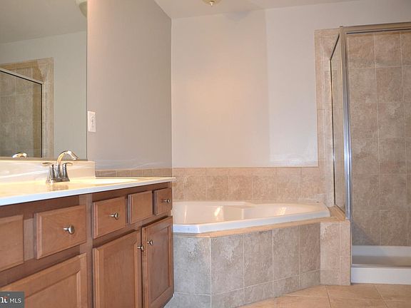5th image of 6219 Aster Haven Cir #39