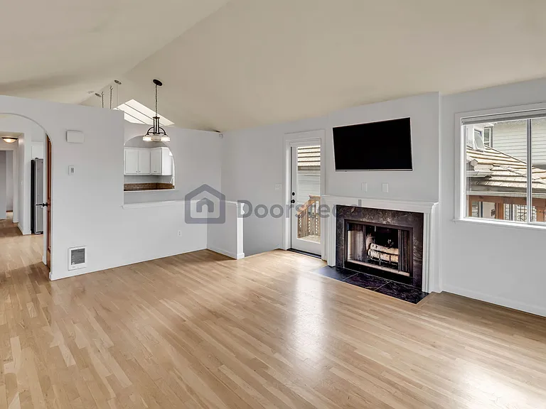 4336 5th Ave NW — Photo 6
