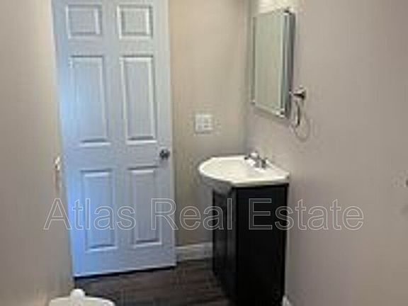 5th image of 3518 E Bellevue St #3522
