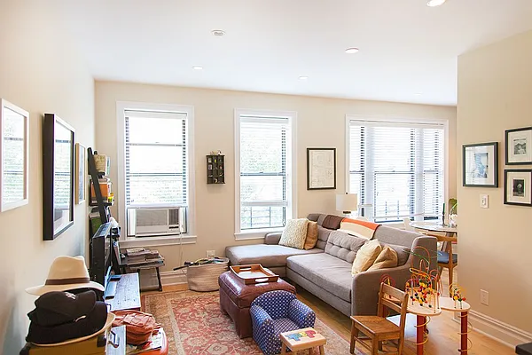 Rented by Pearl Estates | media 13