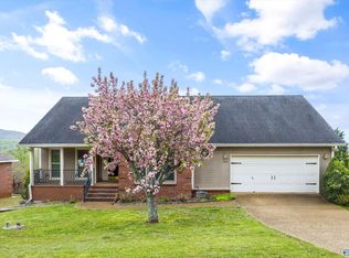 2406 Dairy Ln, Huntsville, AL 35811
