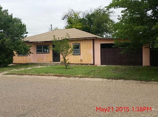 113 W Hickory St, Liberal, KS 67901