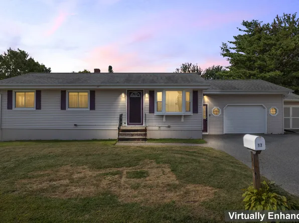 17 Heathwood Lane, Lewiston, ME 04240