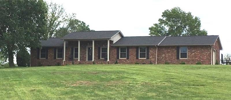 1st image of 282 Knob Hill Dr