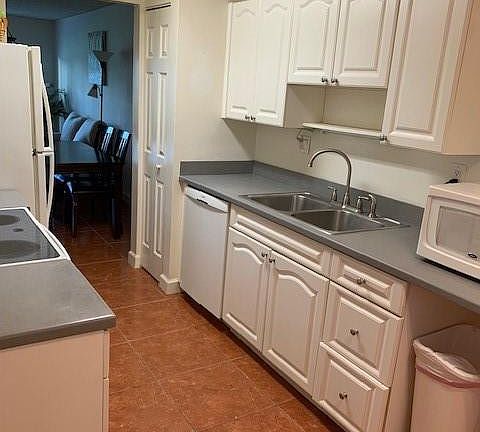 4th image of 8105 NW 61st Street #A108