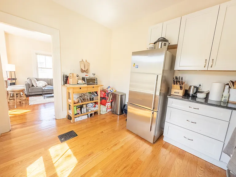 11 Wendell St — Photo 6