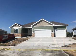 4403 Eagle Rdg, Windsor, WI 53598