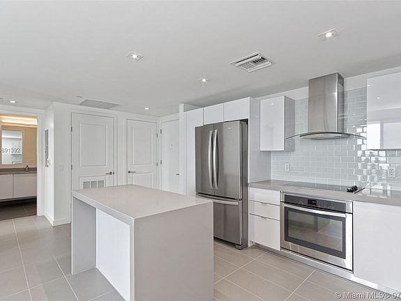 2nd image of 1630 NE 1st St #2618