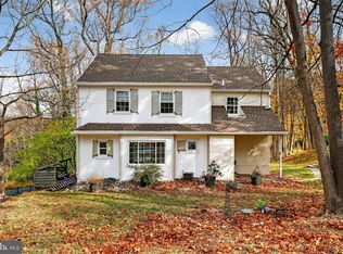 575 W Valley Rd, Wayne, PA 19087