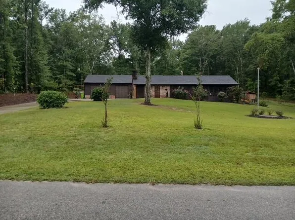 112 Meadow Ln, Eastover, SC 29044