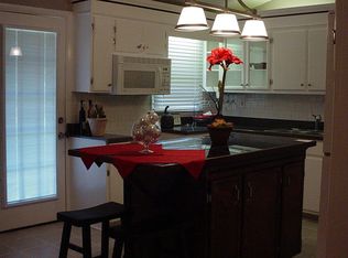 1895 Delphine Dr, Decatur, GA 30032