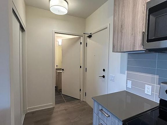 4th image of 8010 Derry Rd #701