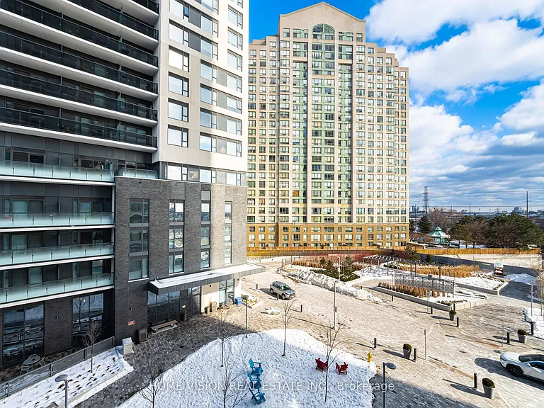 30 Samuel Wood Way E #409 — Photo 22