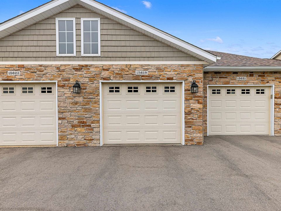 1st image of 15619 Sienna Ct