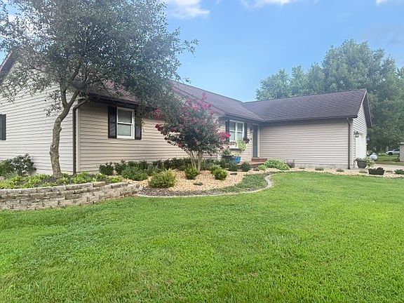5th image of 10468 Chayla Rd