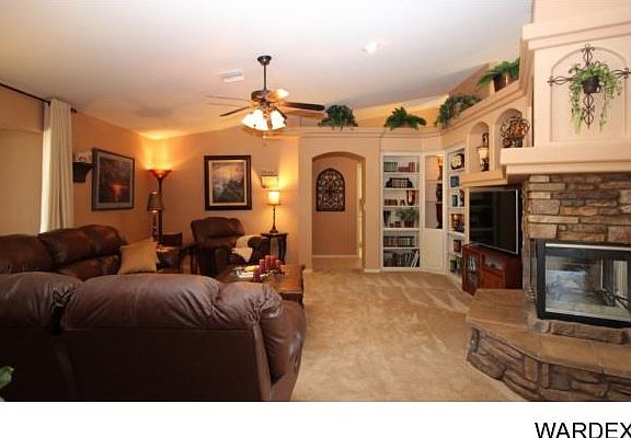 4th image of 3755 Bear Dr