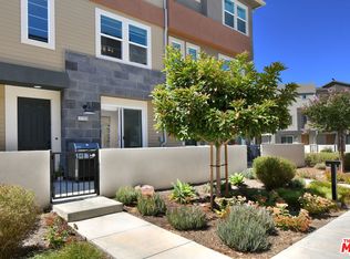 27123 Red Tail Pl, Valencia, CA 91381