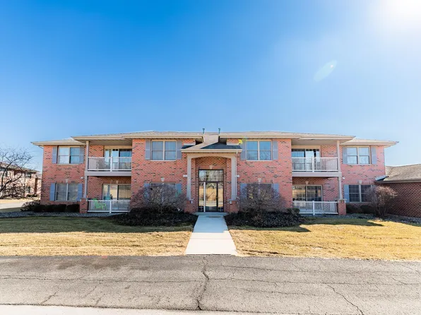 531 Cambridge Ct Unit 2-B, Munster, IN 46321