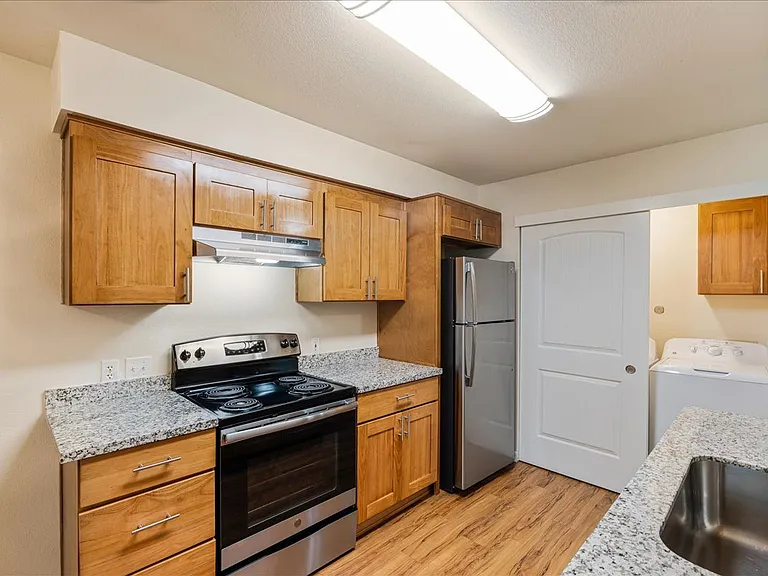 Cascade Woods Apartments — Photo 25
