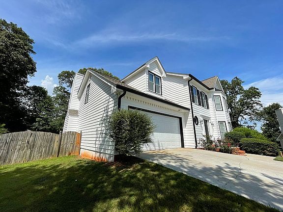 4th image of 20 Channings Lake Dr
