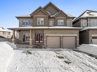 424 Golden Springs Dr, Ottawa, ON K4M 0B9