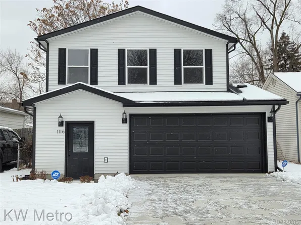 1116 E Hayes Ave, Hazel Park, MI 48030