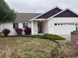 (Undisclosed Address), Oak Harbor, WA 98277