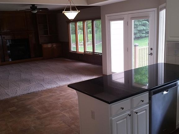 4th image of 6105 Brookview Dr