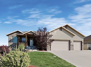 376 W 1875 N, North Ogden, UT 84414