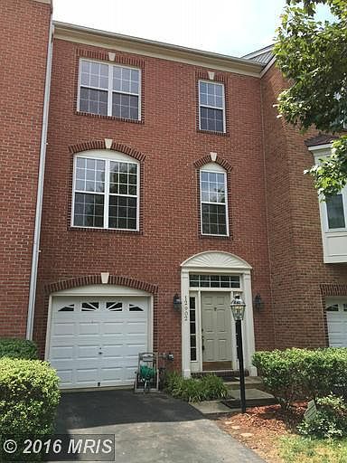 1st image of 12902 Wood Crescent Cir