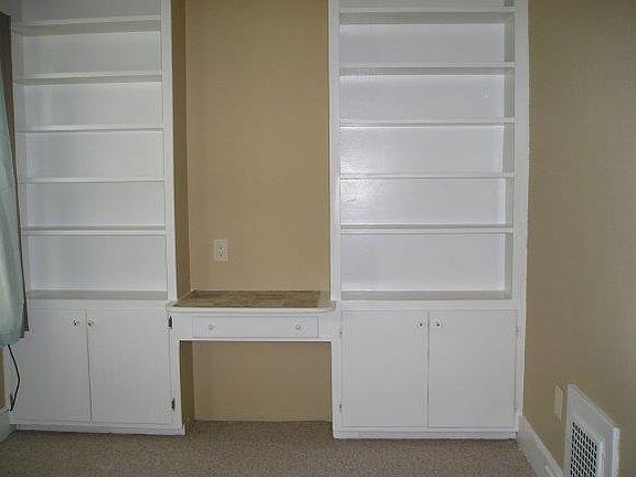 4th image of 18 Sherwood Ave