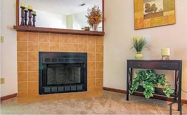 2 bed, $1,350 — Photo 3