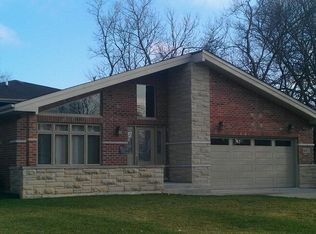 6612 W Home Ave, Worth, IL