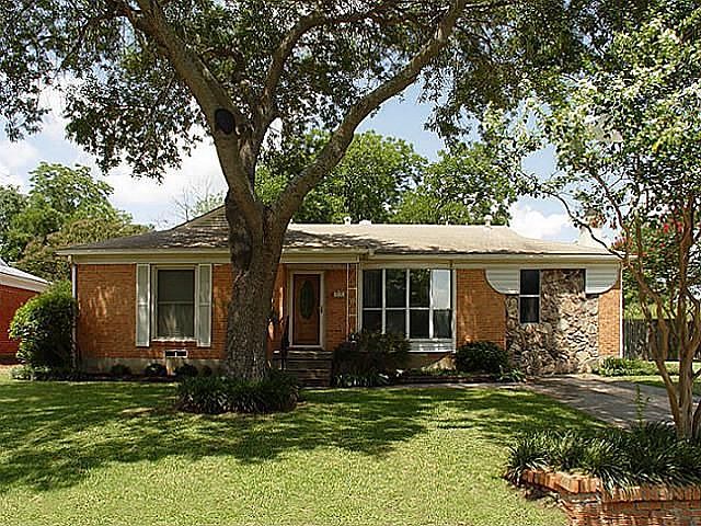1st image of 1545 Priscilla Ln