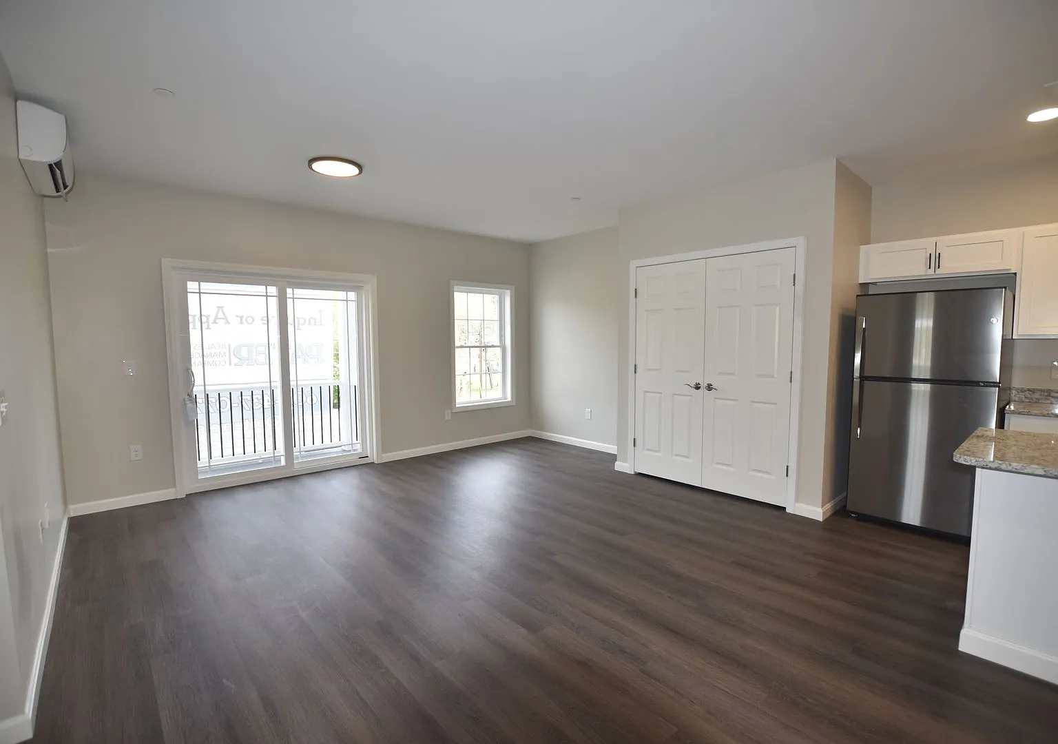 V&W/217 Rockingham Rd — Photo 2