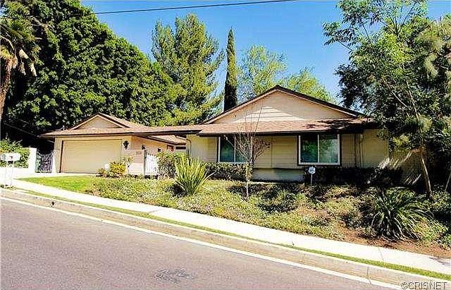 1st image of 8536 Farralone Ave